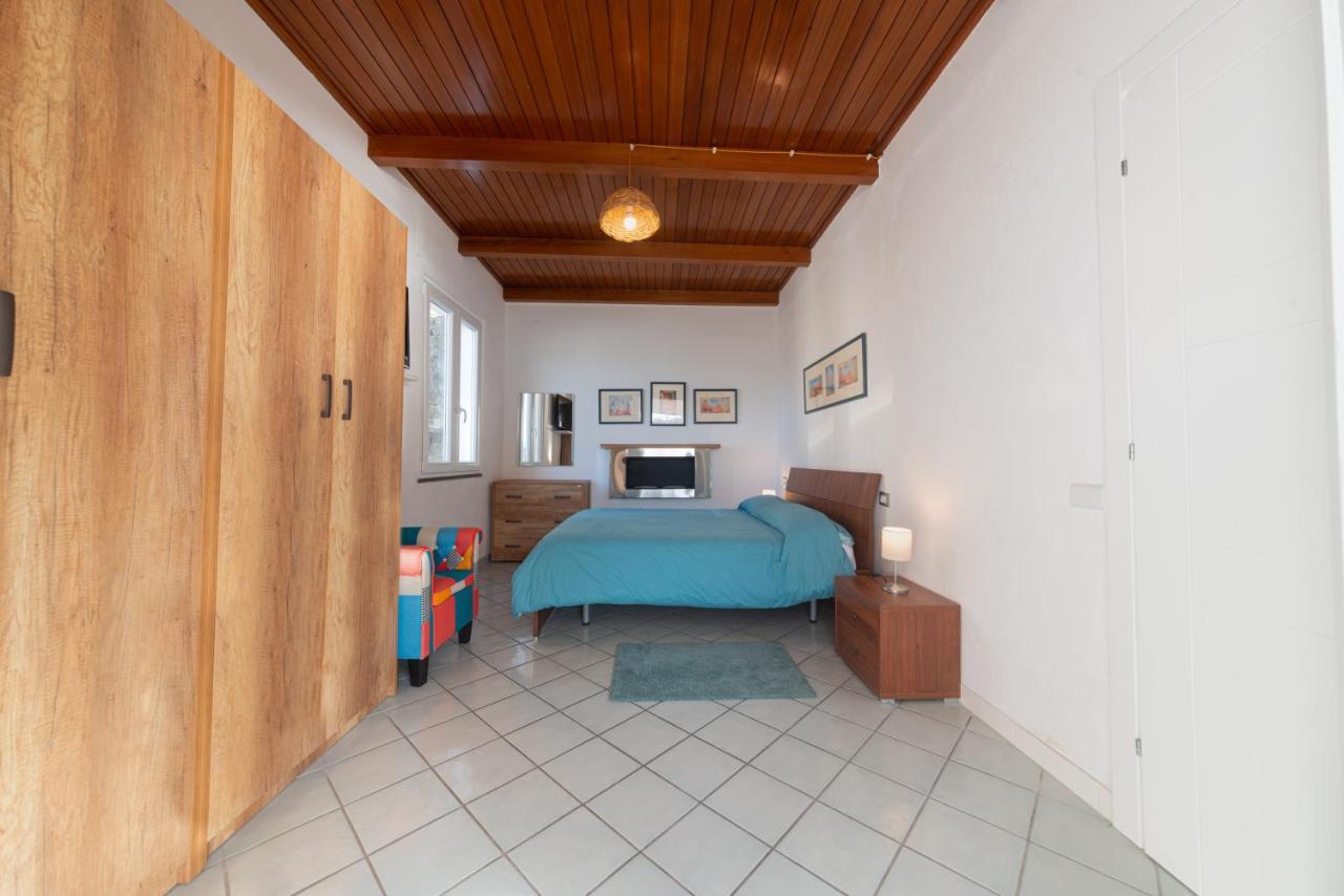 La Casa Sul Porto Ischia Exterior foto